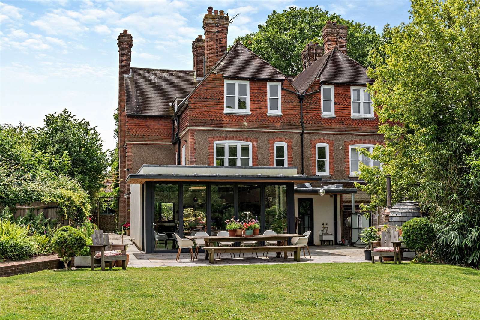 High Street, Buxted, Uckfield, East Sussex, TN22 4JZ Property for