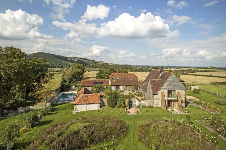 Savills Beddingham Lewes East Sussex Bn8 6ju Properties For