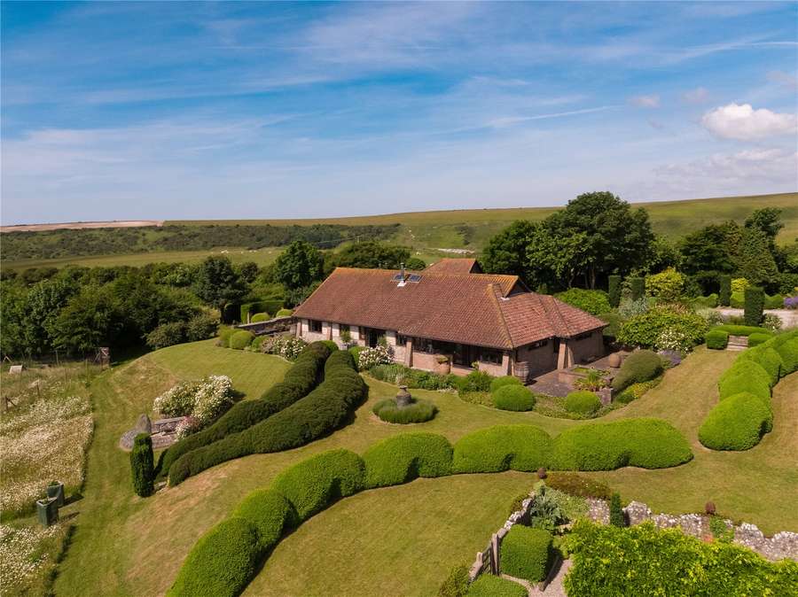 Savills Alfriston Polegate East Sussex Bn26 5xw Properties