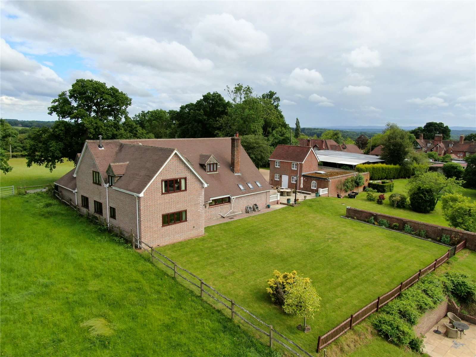 Savills Horsted Lane, Sharpthorne, East Grinstead, West Sussex, RH19