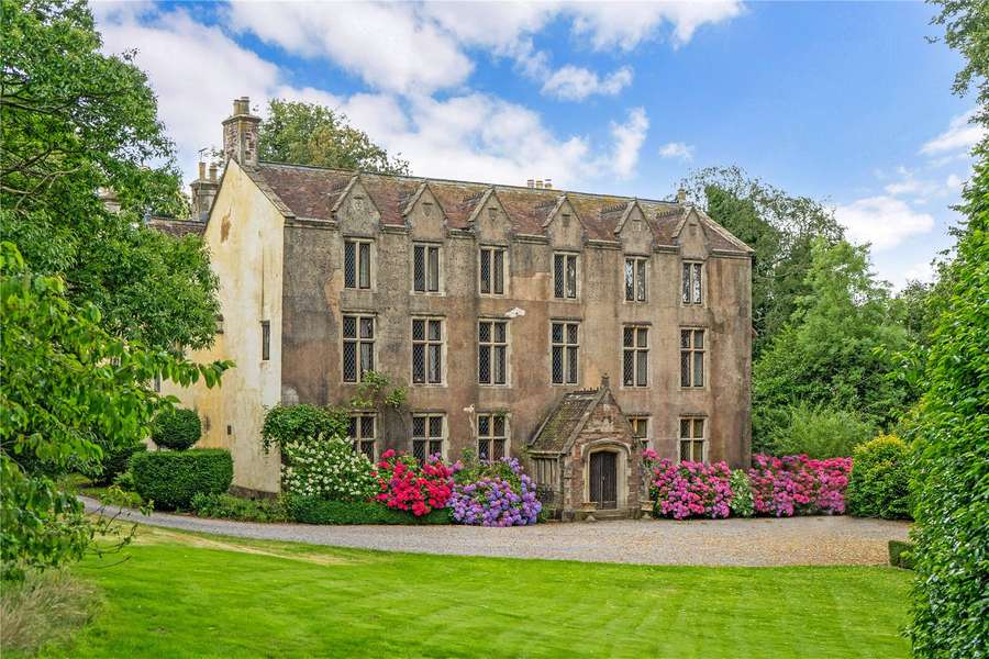 Newnham Road, Littledean, Cinderford, Gloucestershire, GL14 3NR