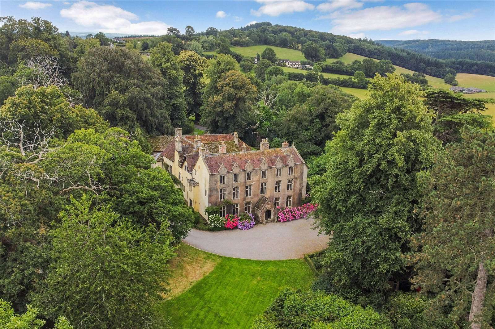 Newnham Road, Littledean, Cinderford, Gloucestershire, GL14 3NR