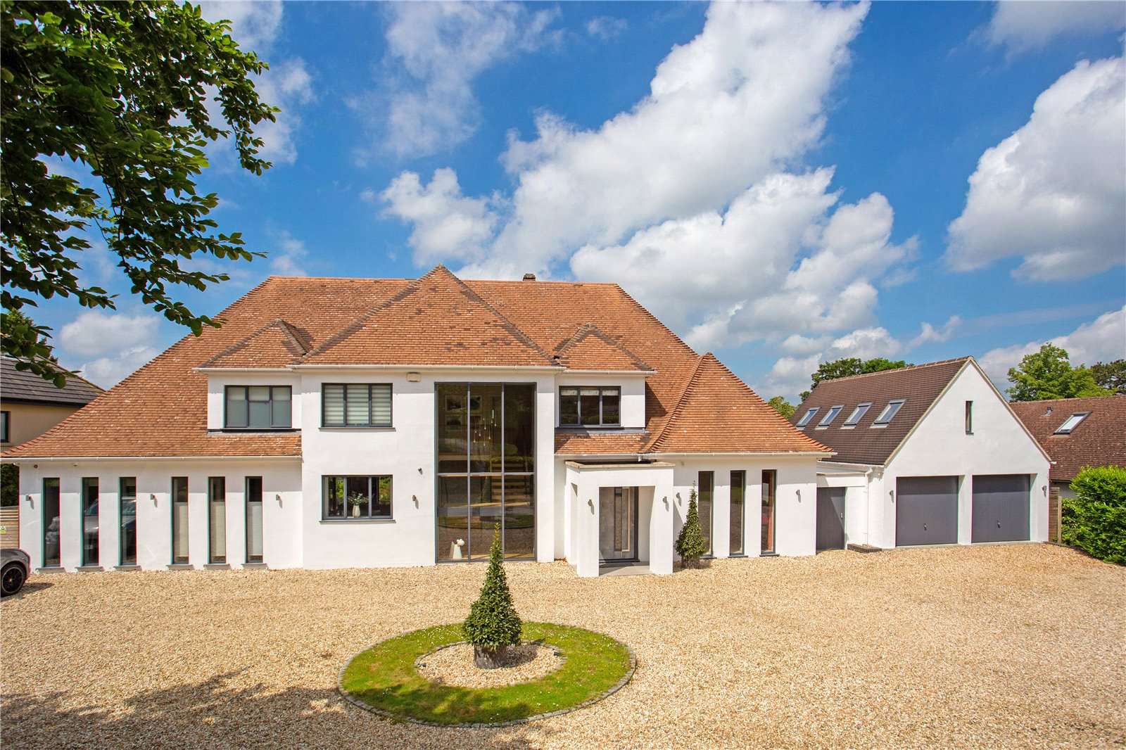Ashley Road, Battledown, Cheltenham, Gloucestershire, GL52 6QE Bất