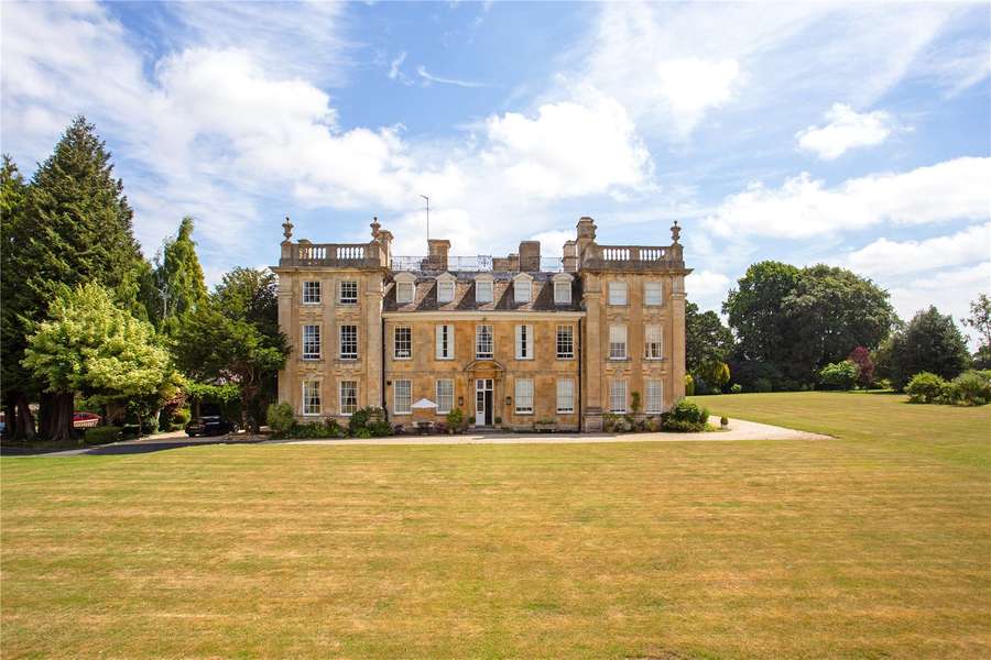 Sandywell Park, Whittington, Cheltenham, Gloucestershire, GL54 4HF