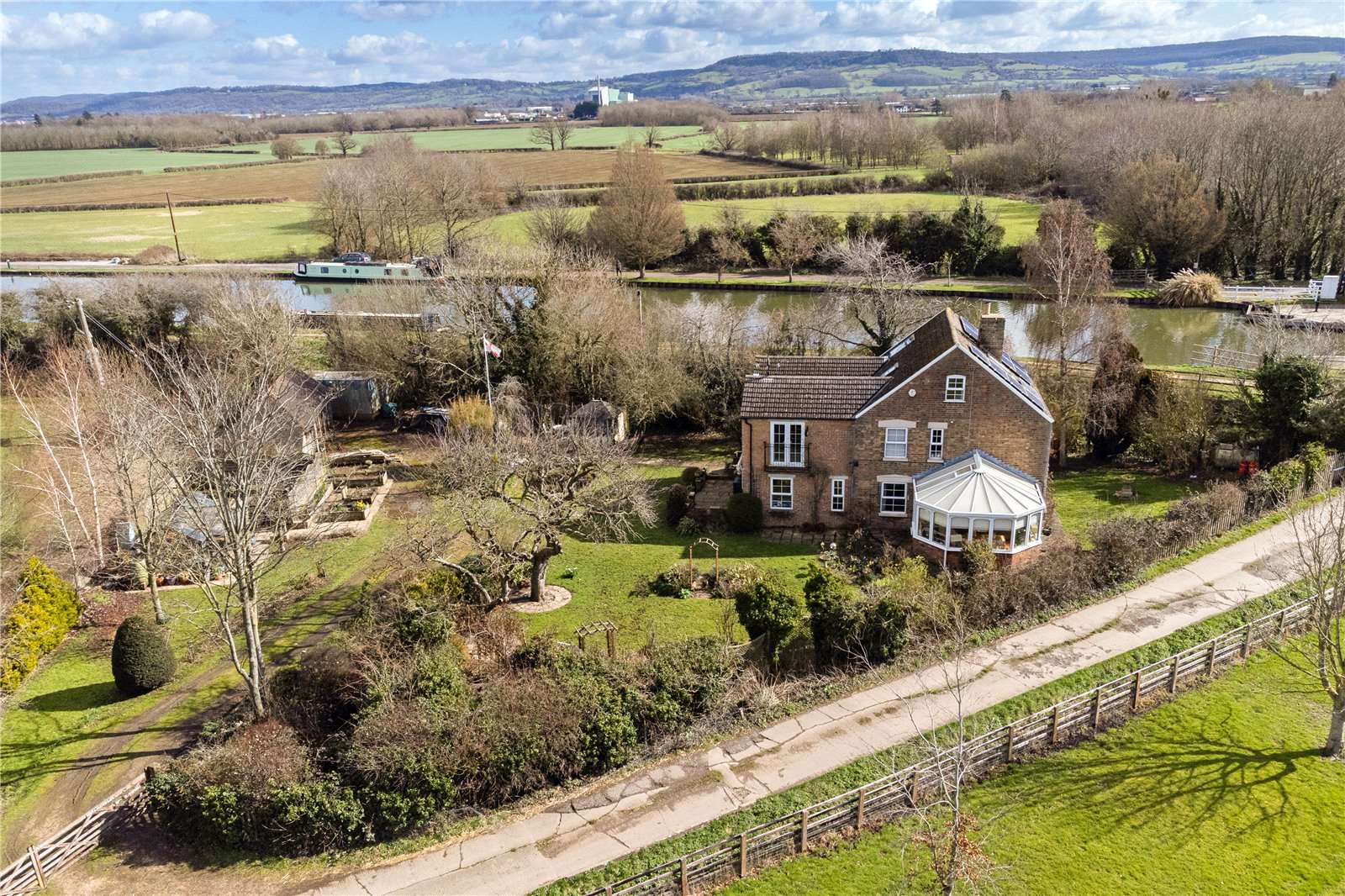 Moreton Valence, Gloucester, Gloucestershire, GL2 7NF Property for