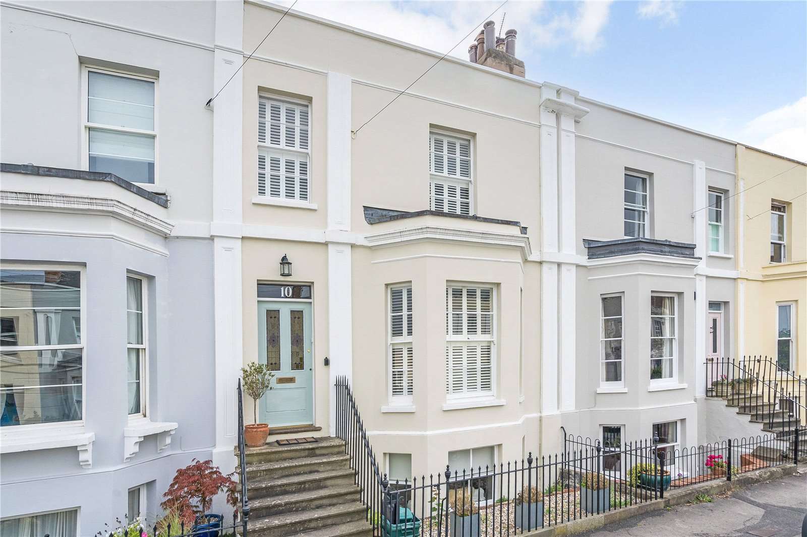 Gratton Road, Cheltenham, Gloucestershire, GL50 2BS Property for sale