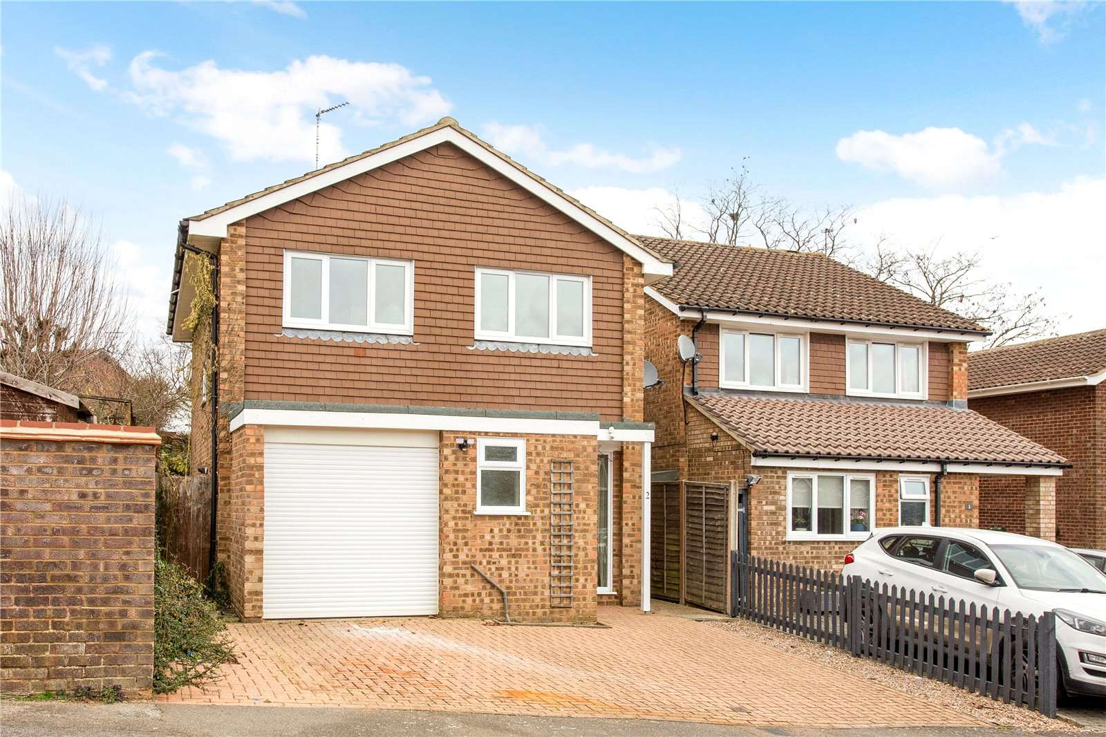 Newton Close, Harpenden, Hertfordshire, AL5 1SP Property to rent