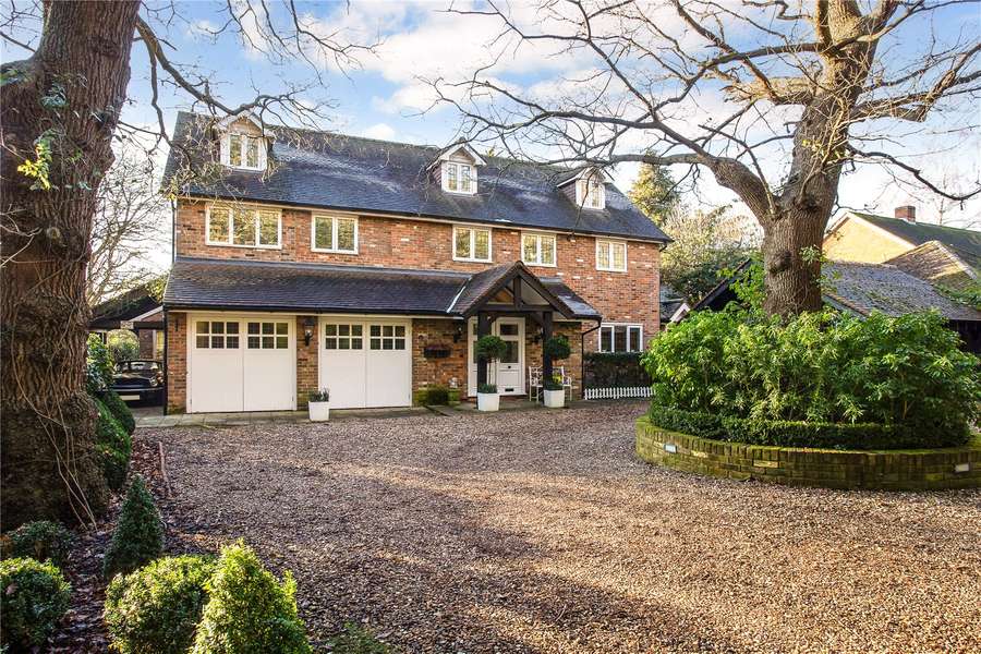 West Common Grove, Harpenden, Hertfordshire, AL5 2AT Vastgoed te koop