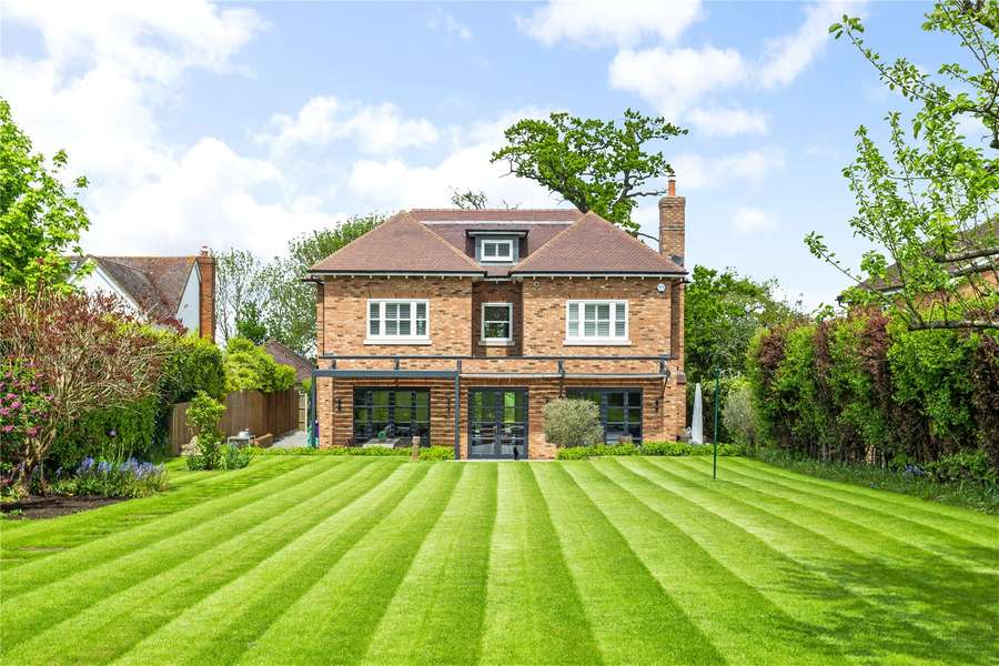 Stevenage Road, St. Ippolyts, Hitchin, Hertfordshire, SG4 7PE New