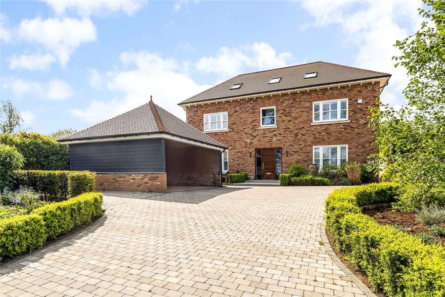 Stevenage Road, St. Ippolyts, Hitchin, Hertfordshire, SG4 7PE New