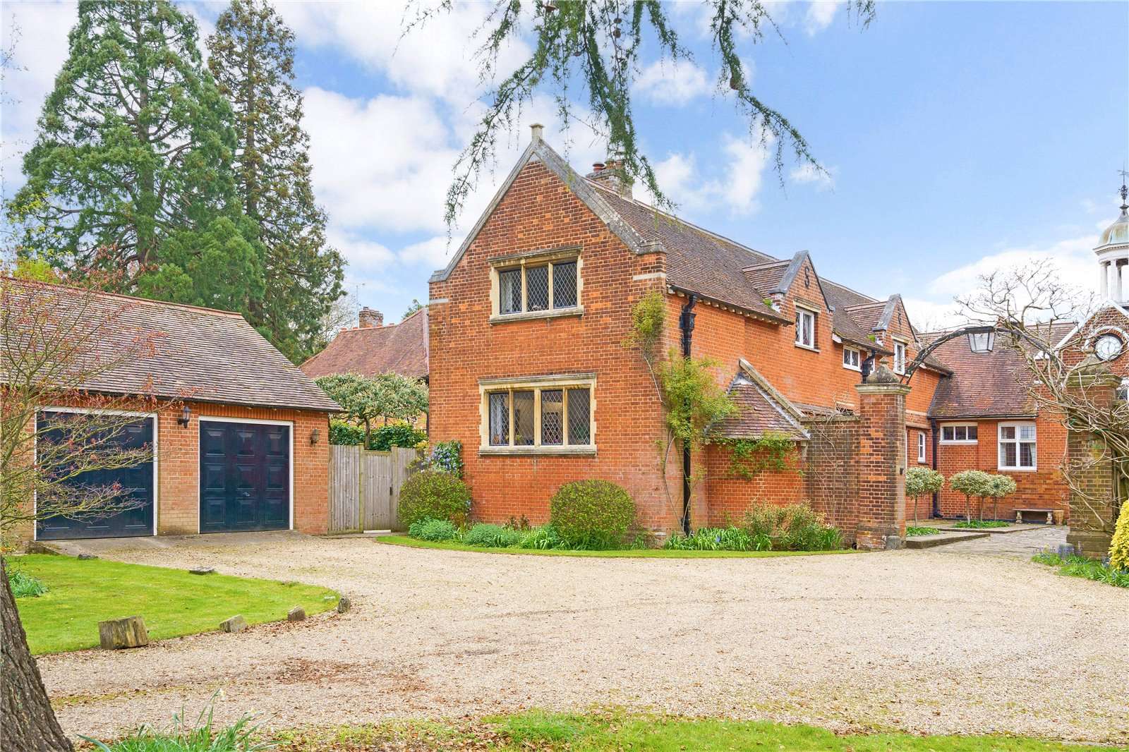 The Cloisters, Grange Court Road, Harpenden, Hertfordshire, AL5 1DB