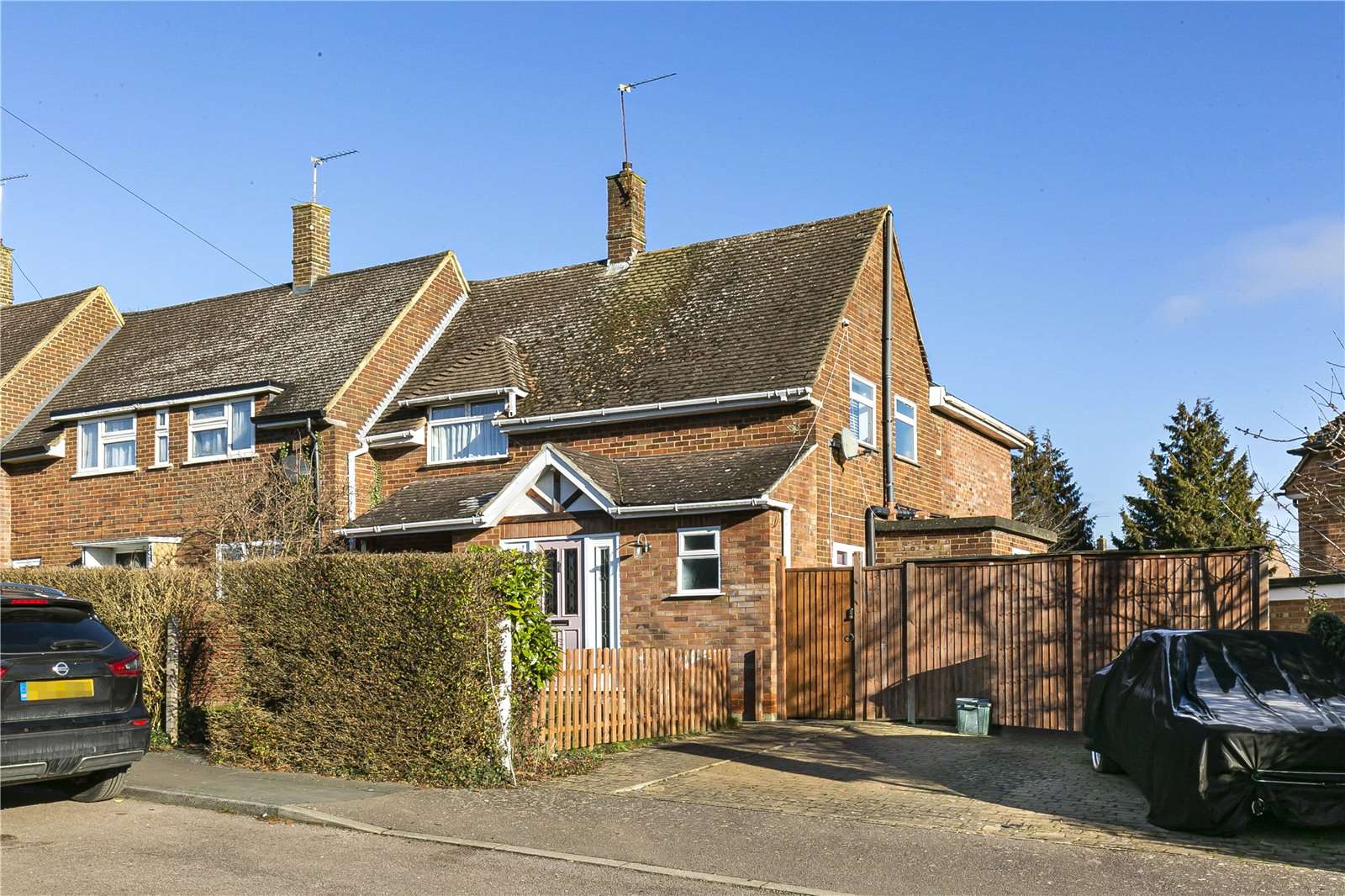 Holcroft Road, Harpenden, Hertfordshire, AL5 5BQ Property for sale