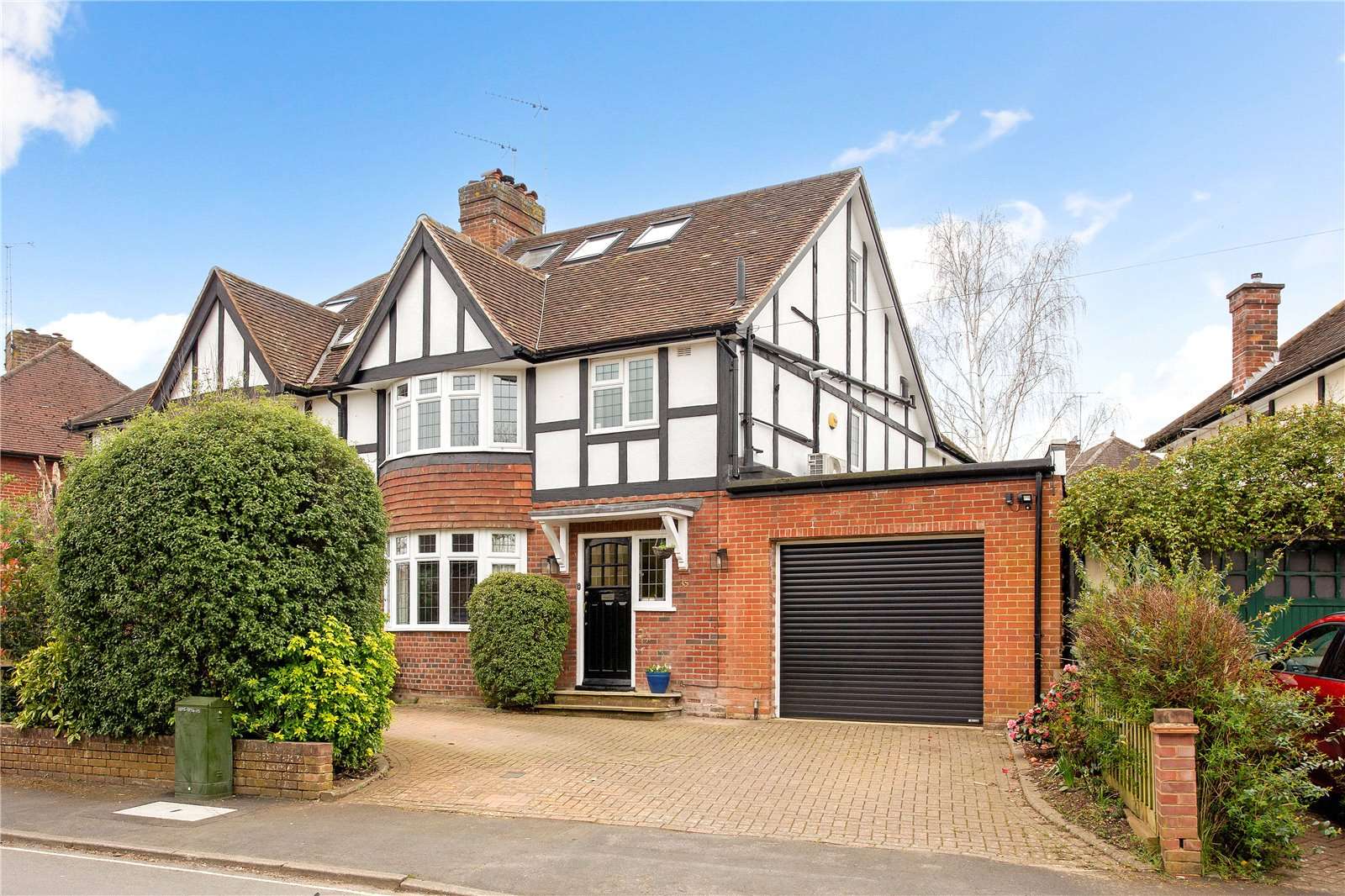 Carisbrooke Road, Harpenden, Hertfordshire, AL5 5QS Bất động sản để bán Savills