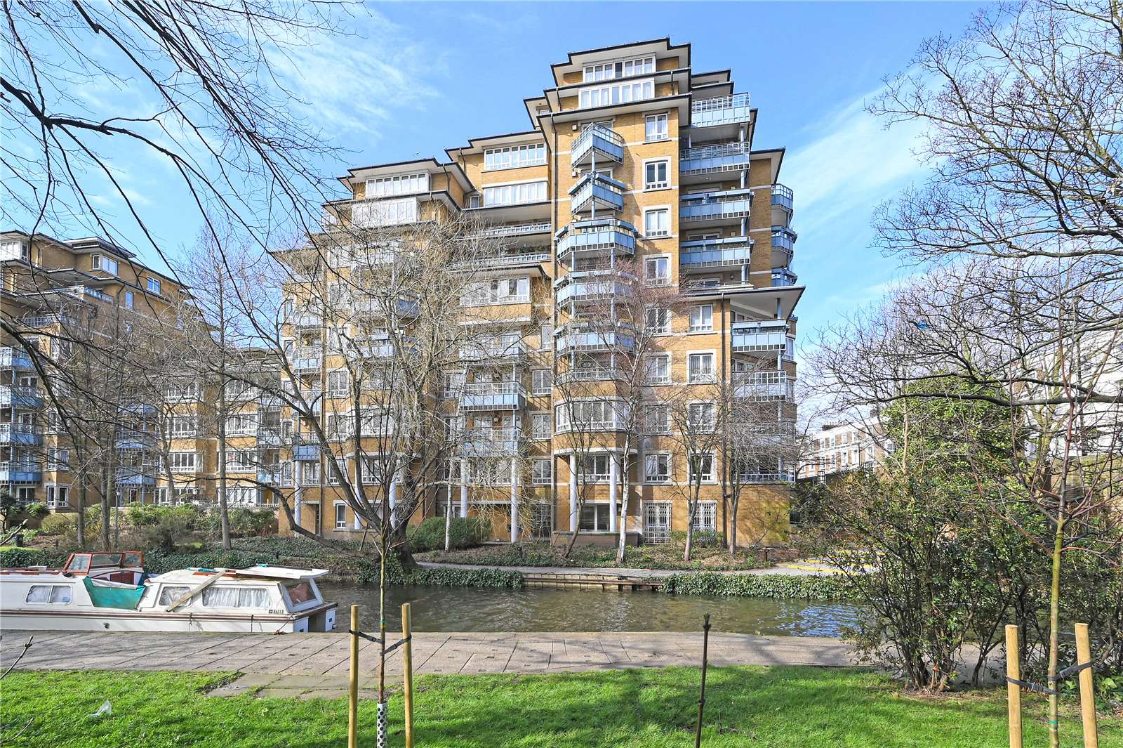 Finch Lodge, Admiral Walk, Maida Vale, London, W9 3TB คุณสมบัติ รอขาย