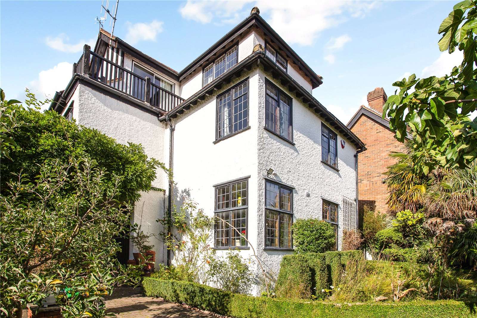Park Hill, Loughton, Essex, IG10 4ES Property for sale Savills