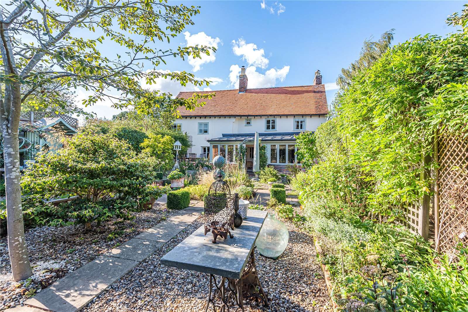 Savills Church Street, Lavenham, Sudbury, Suffolk, CO10 9QT