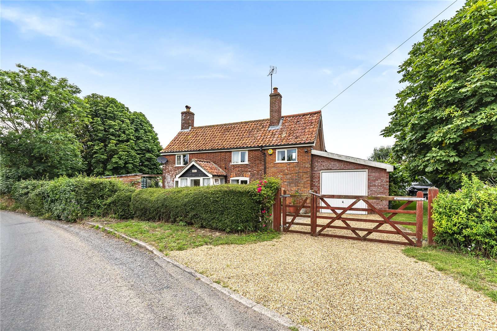 Fressingfield Road, Laxfield, Woodbridge, Suffolk, IP13 8EL Property