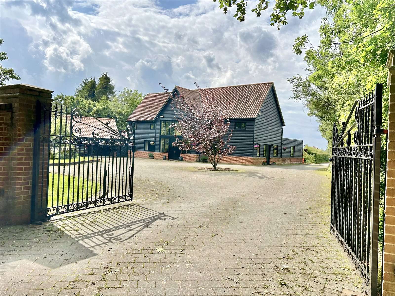 Parsonage Green, Cockfield, Bury St. Edmunds, Suffolk, IP30 0HB