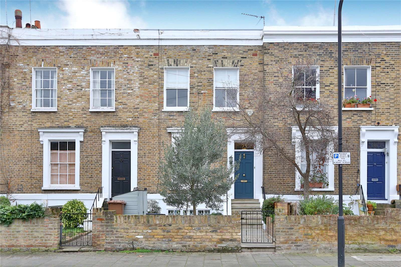 Lawford Road, London, N1 5BJ Property to rent Savills