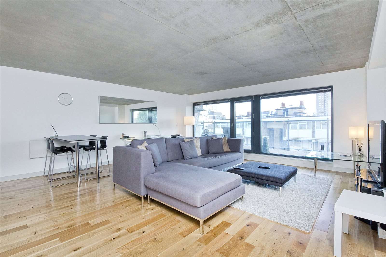 Property to rent in UK Savills