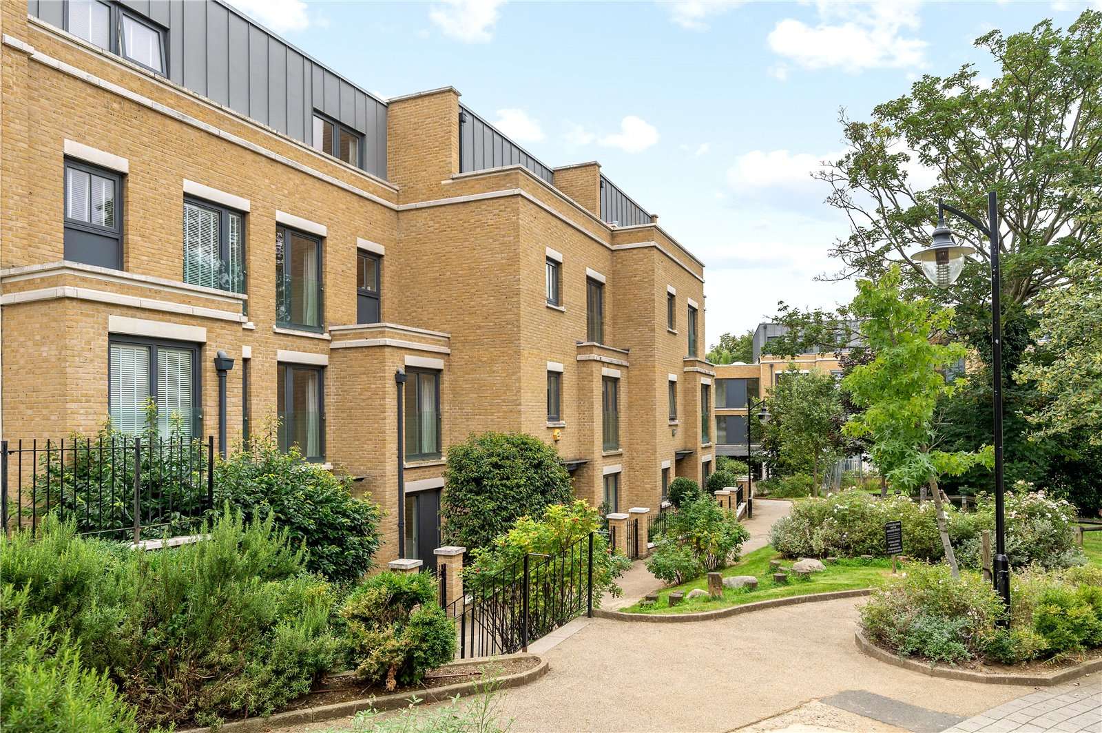 Loxford Gardens, Highbury, London, N5 1FW Property for sale Savills