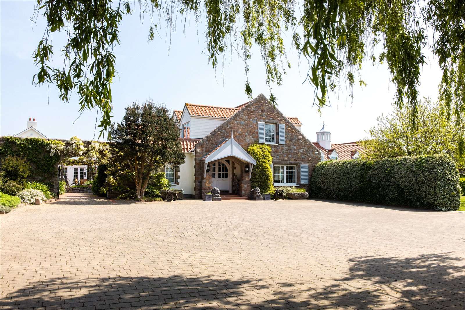 Le Mont Arthur, St. Brelade, Jersey, JE3 8AH | Property for sale