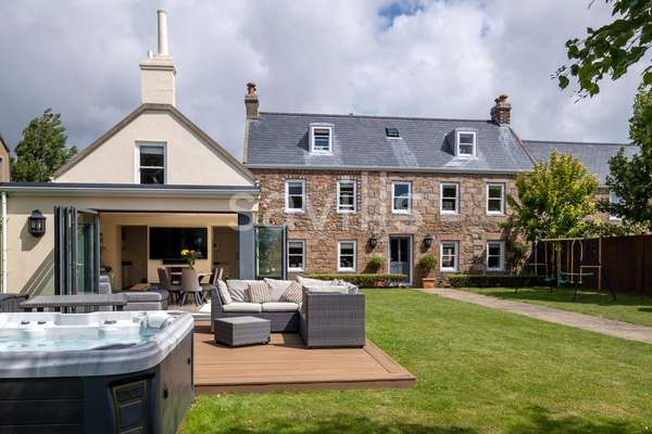 luxury houses for sale in jersey channel islands