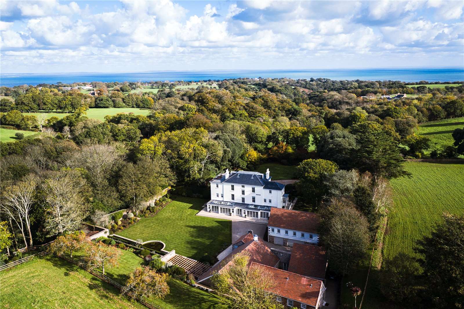 La Grande Route De Rozel, St. Martin, Jersey, JE3 6AX Property for