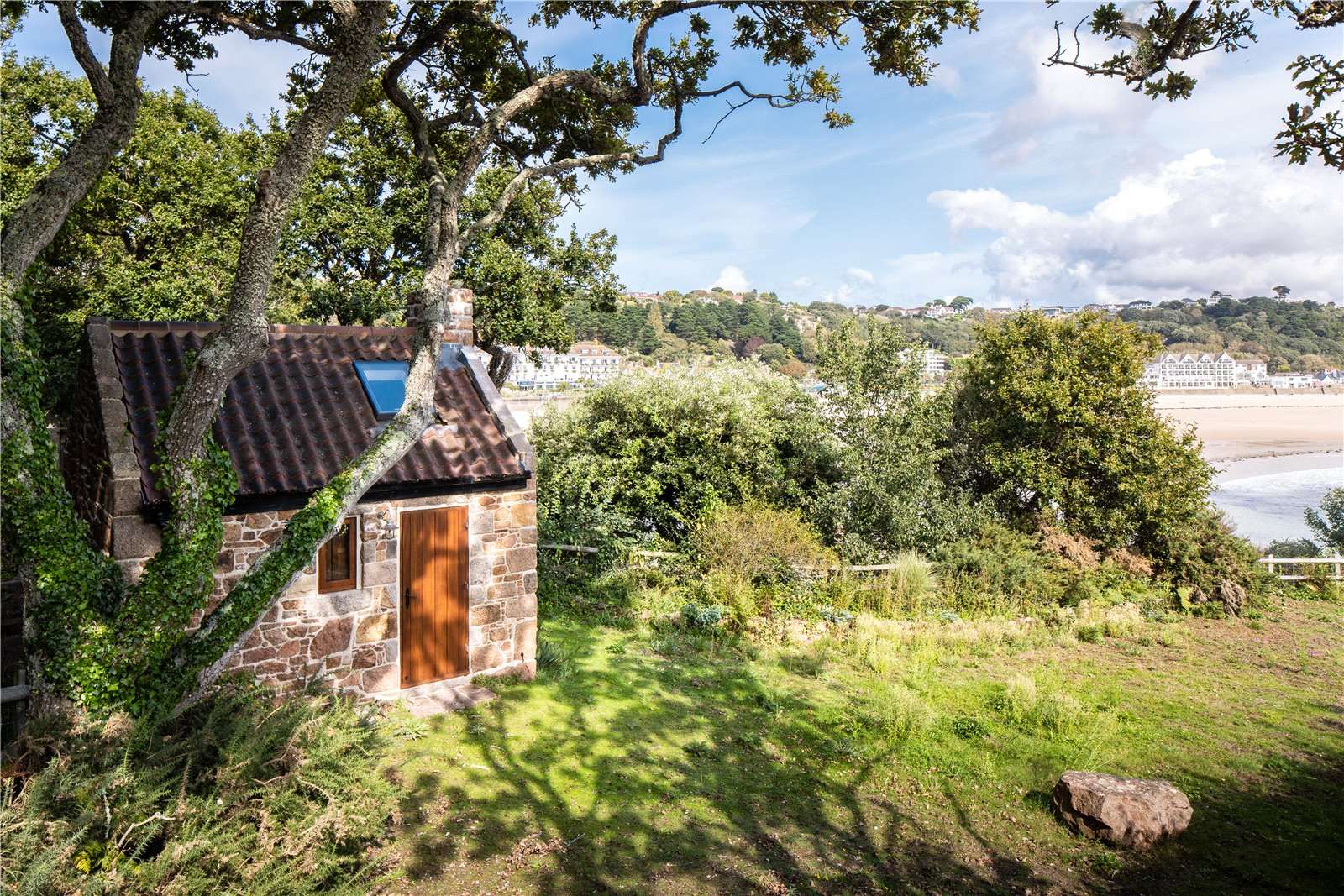 Le Chemin De Creux, St. Brelade, Jersey, JE3 8EG Property for sale