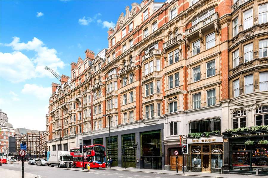Αποτέλεσμα εικόνας για knightsbridge london"