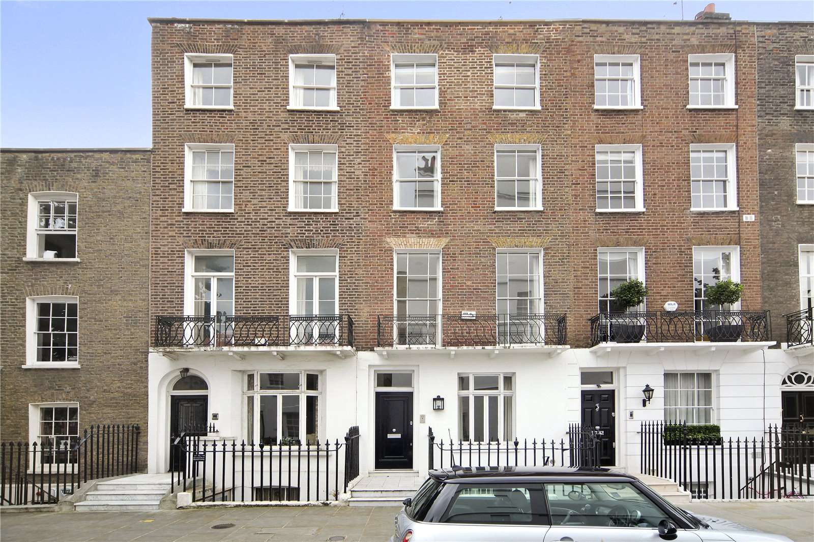 Savills Cadogan Place, Belgravia, London, SW1X 9RP Properties for sale