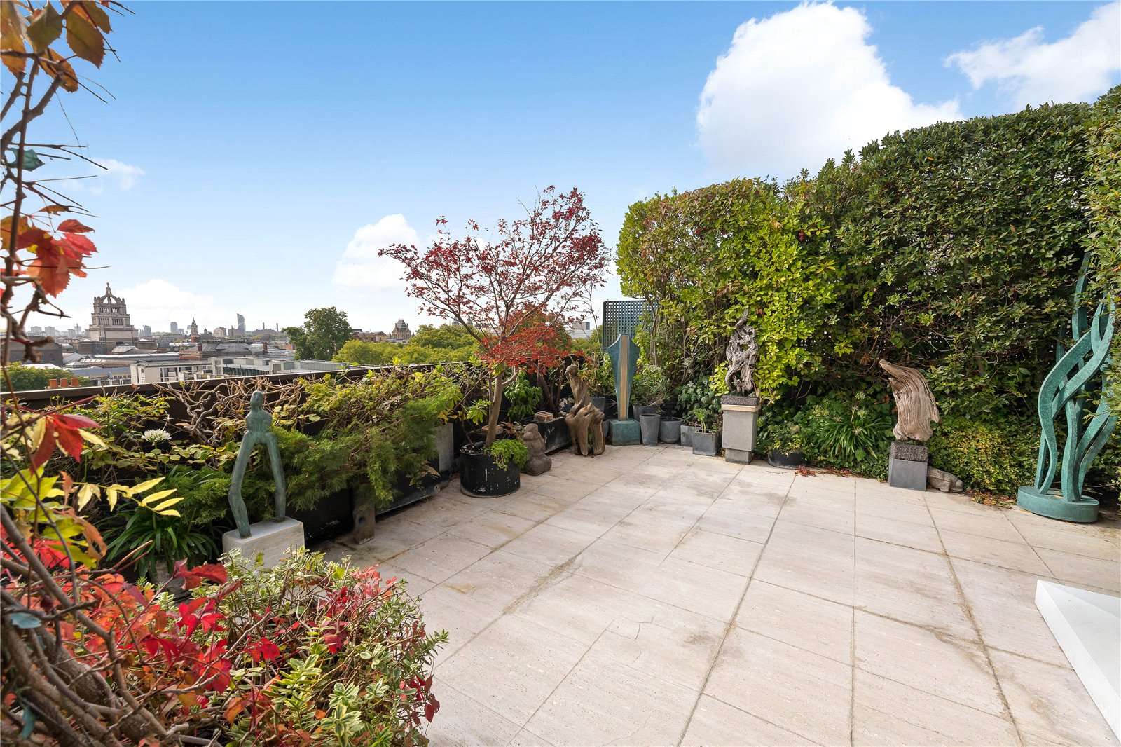 Kingston House South, Ennismore Gardens, London, SW7 1NF Property for