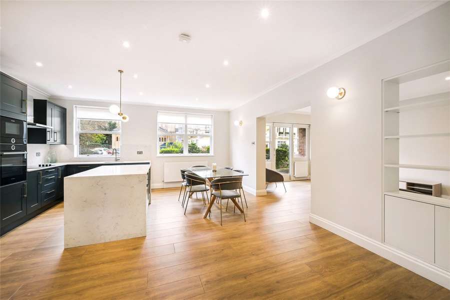 Kingston House South, Ennismore Gardens, SW7 1NG Property to rent