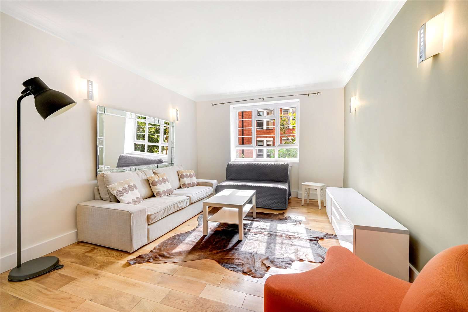 Pembroke Road, London, W8 6DE คุณสมบัติ ให้เช่า Savills