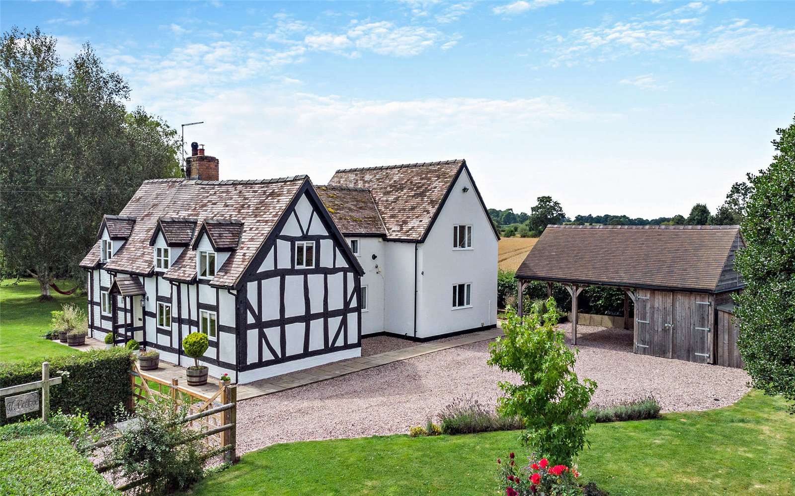 Pinsley Green, Wrenbury, Nantwich, Cheshire, CW5 8HE Property for