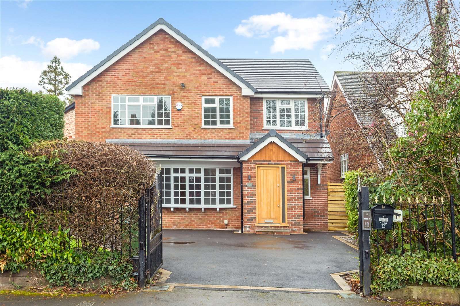 Carlton Road, Hale, Altrincham, Cheshire, WA15 8RH Własność na