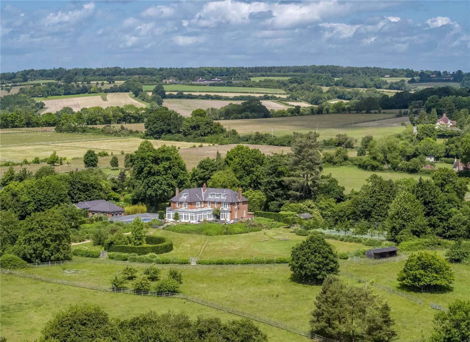 Fawley, HenleyonThames, Oxfordshire, RG9 6HY Property for sale