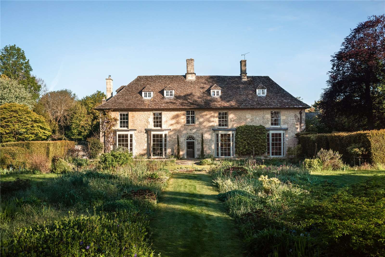 High Street, Kempsford, Fairford, Gloucestershire, GL7 4EQ Property