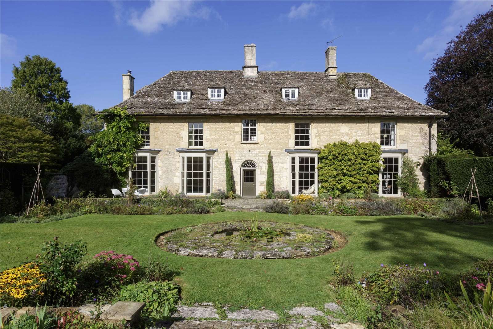 High Street, Kempsford, Fairford, Gloucestershire, GL7 4EQ Property for sale Savills