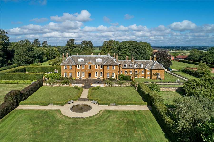 Main Street, Poundon, Bicester, Oxfordshire, OX27 9BB Property for