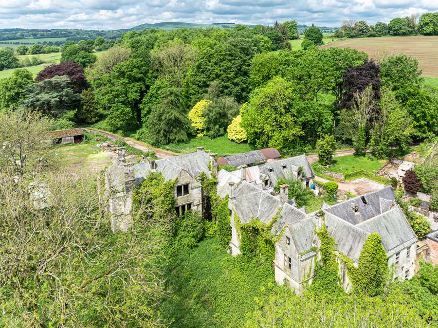 Calwich Abbey Estate, Calwich, Ellastone, Ashbourne, DE6 2HE Property
