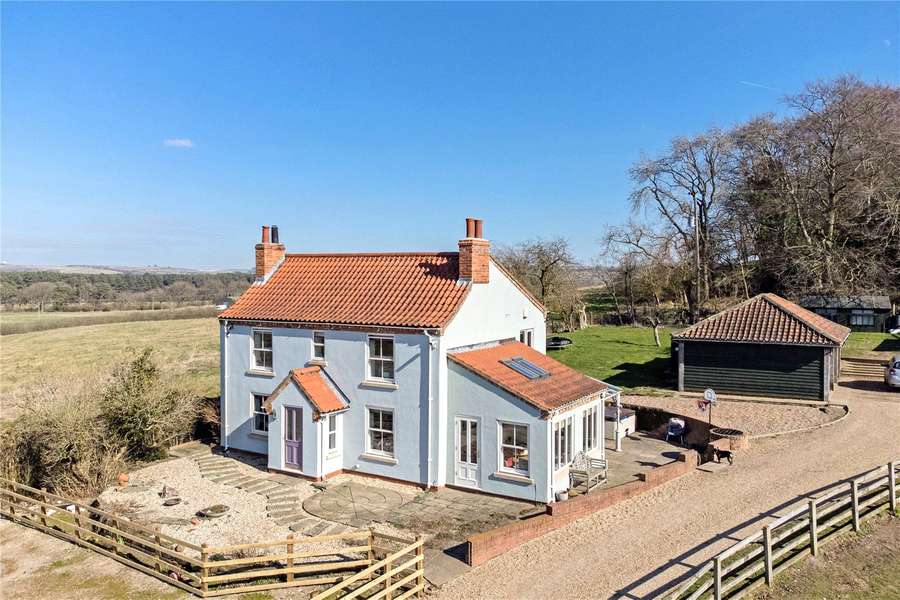 Tealby Road, Market Rasen, Lincolnshire, LN8 3UL Property for sale
