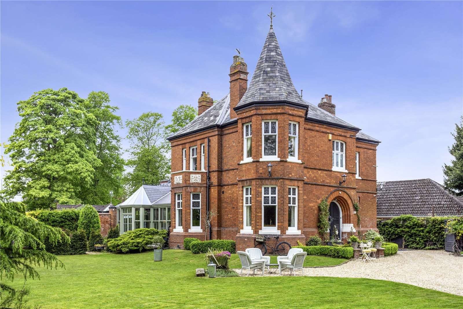 Redlands, 1 Doddington Road, Lincoln, Lincolnshire, LN6 7EN Property