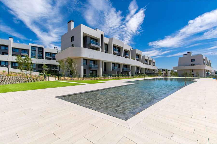 Amplio chalet de 4 dormitorios con terraza en Pozuelo