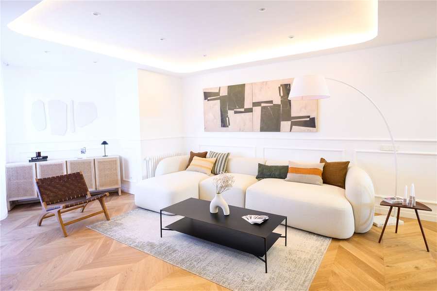 Large 3-bed penthouse with terrace in Ibiza, Retiro