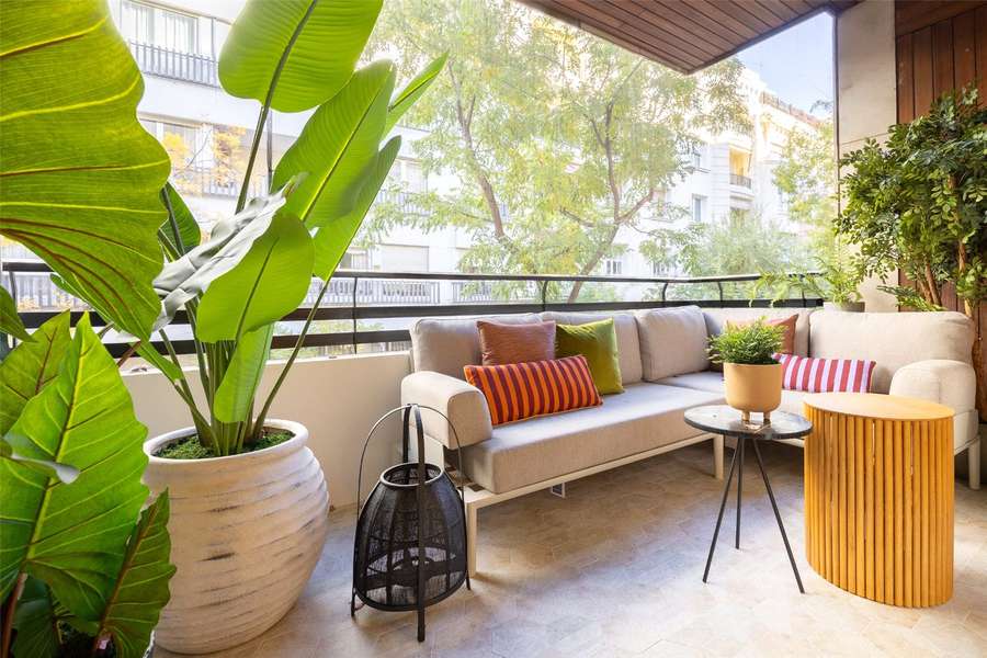 New 4-bed apartment with terrace in Recoletos, Salamanca