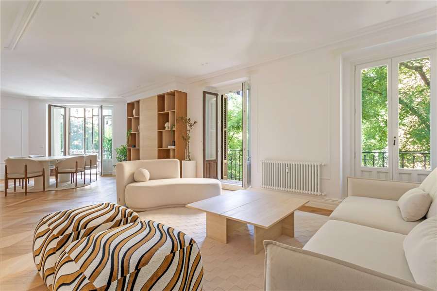 Renovated 3-bed apartment with terrace in Goya, Salamanca