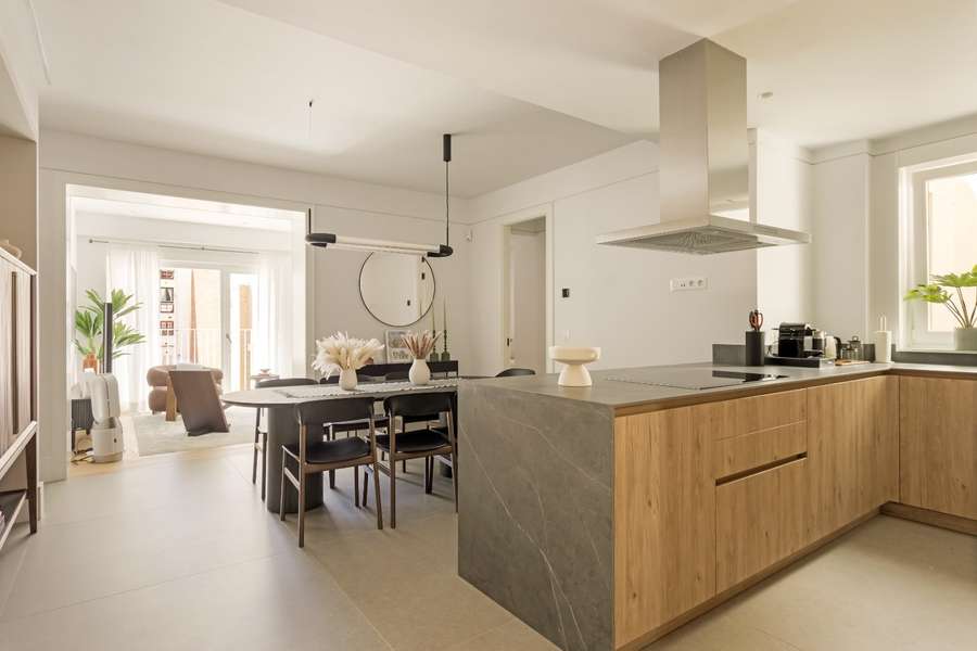 4-bed apartment with terrace in Lista, Salamanca