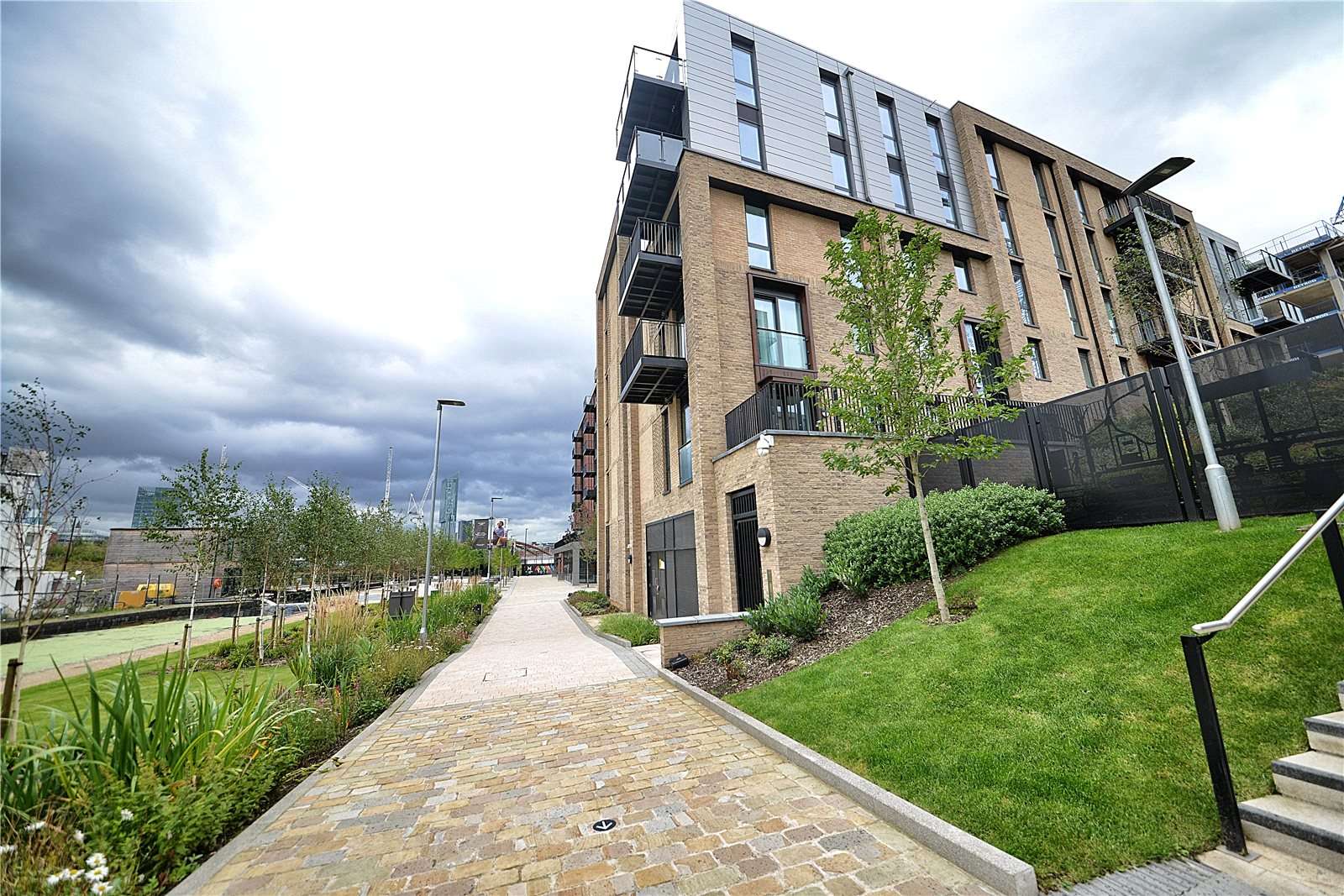 Savills Lockside Lane, Salford, M5 4YT Property for sale