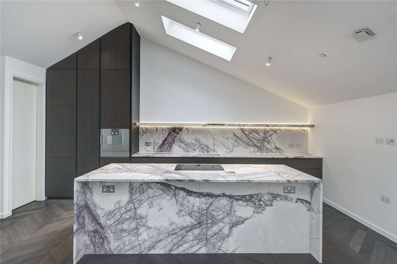 Langham Street, 3640 Langham Street, Fitzrovia, London, W1W 7NU New